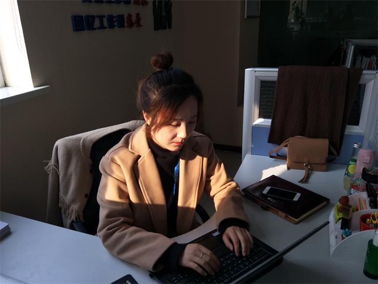 以梦为马，，，，，，，，不负昭华